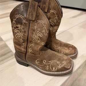 Brown Embroidered Kids Boots